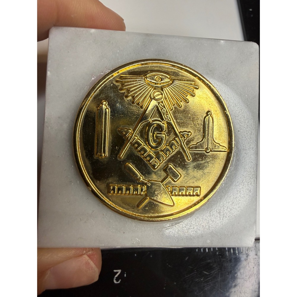 Masonic Paperweight Gold Tone Emblem White Carrara Marble Base Made in Italy